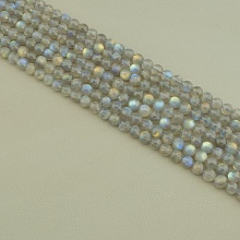 картинка Нитка Лабрадор 39 см 7 5 мм (Без замка) от магазина Wolves