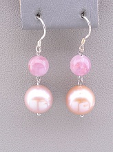 картинка Серьги стальные с Жемчугом, розовые, петля 'SUNSTONES'  от магазина Wolves