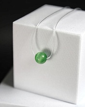 картинка Чокер невидимка с камнем Кошачий глаз (зелёный) от магазина Wolves