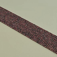 картинка Нитка Гранат 39 см 3 5 мм (Без замка) от магазина Wolves