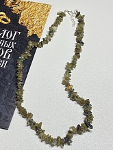 картинка Бусы Лабрадор на карабине от магазина Wolves