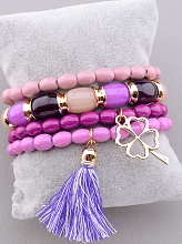 картинка Многослойный браслет из бусин фиолетового пластика с кисточкой 18 см от магазина Wolves
