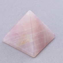 картинка Пирамида Розовый кварц 38x38x38 65 129 г от магазина Wolves
