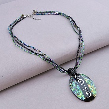 картинка Подвеска из Галиотиса, разноцветная на карабине 47 см от магазина Wolves